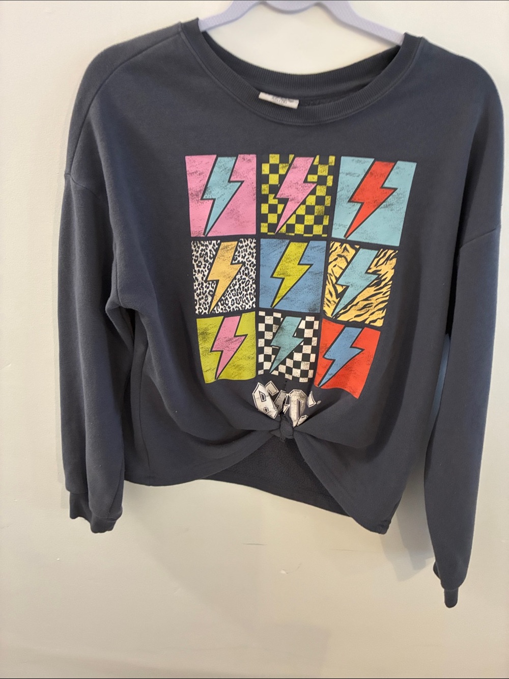 AC/DC Womens Streetwear Pullover Sweatshirt in Charcoal Gray Sz 18 XS Grunge